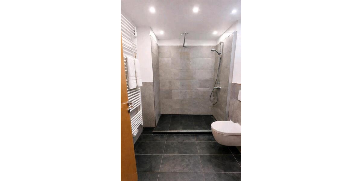 Etagenwohnung Düsseldorf Stadtbezirk 10 - 2 Zimmer, 64 m&sup2;, 229.000&euro; | Angebot:26227650