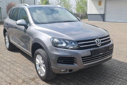 VW Touareg 195.000 km 9.999 &euro; Düsseldorf 40223