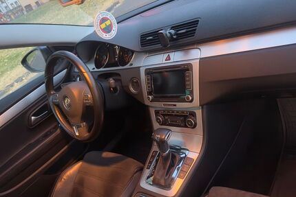 VW CC 131.200 km 7.500 &euro; Köln 51063