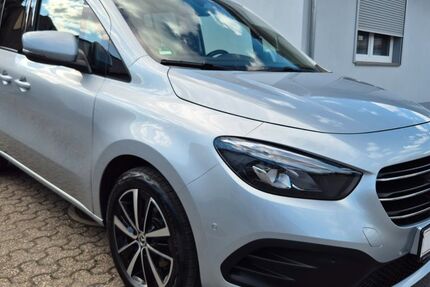 Mercedes-Benz T-Klasse 200.000 km 16.950 &euro; Düsseldorf 40591