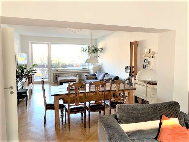Etagenwohnung Düsseldorf Pempelfort - 2.5 Zimmer, 106 m&sup2;, 1.900&euro; | Angebot:26319839