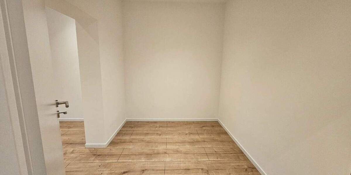 Etagenwohnung Düsseldorf Bilk - 3 Zimmer, 82 m&sup2;, 390.000&euro; | Angebot:25799478