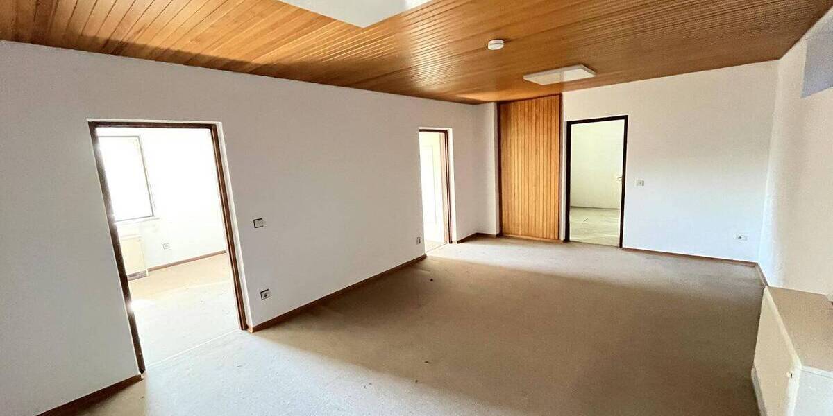 Bungalow Leverkusen Lützenkirchen - 9 Zimmer, 211 m&sup2;, 498.000&euro; | Angebot:26064429