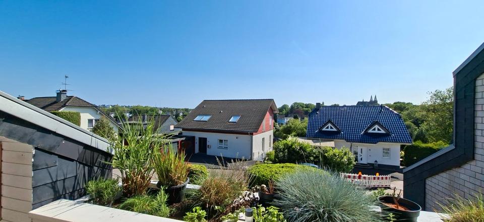 Hochparterre Solingen - 3 Zimmer, 102 m&sup2;, 244.000&euro; | Angebot:26765873