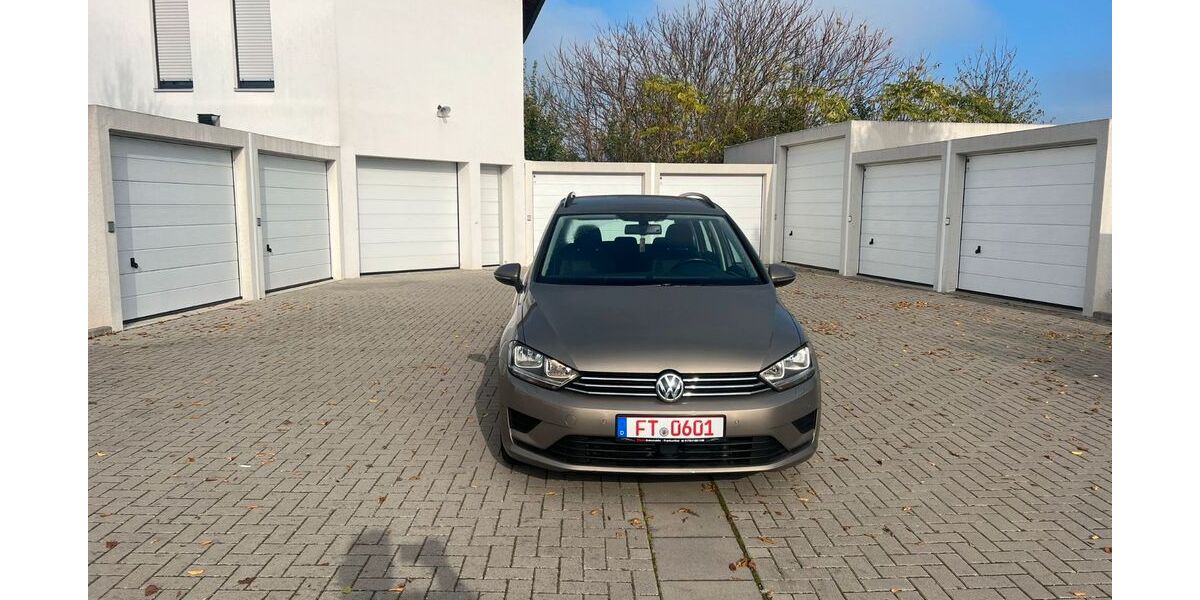 VW Golf Sportsvan 94.000 km 13.600 &euro; Köln 51061