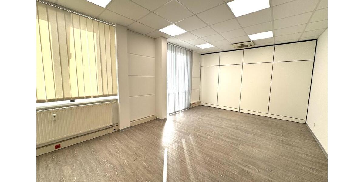 Gewerbeobjekt Willich - 2.460&euro; | Angebot:24769844