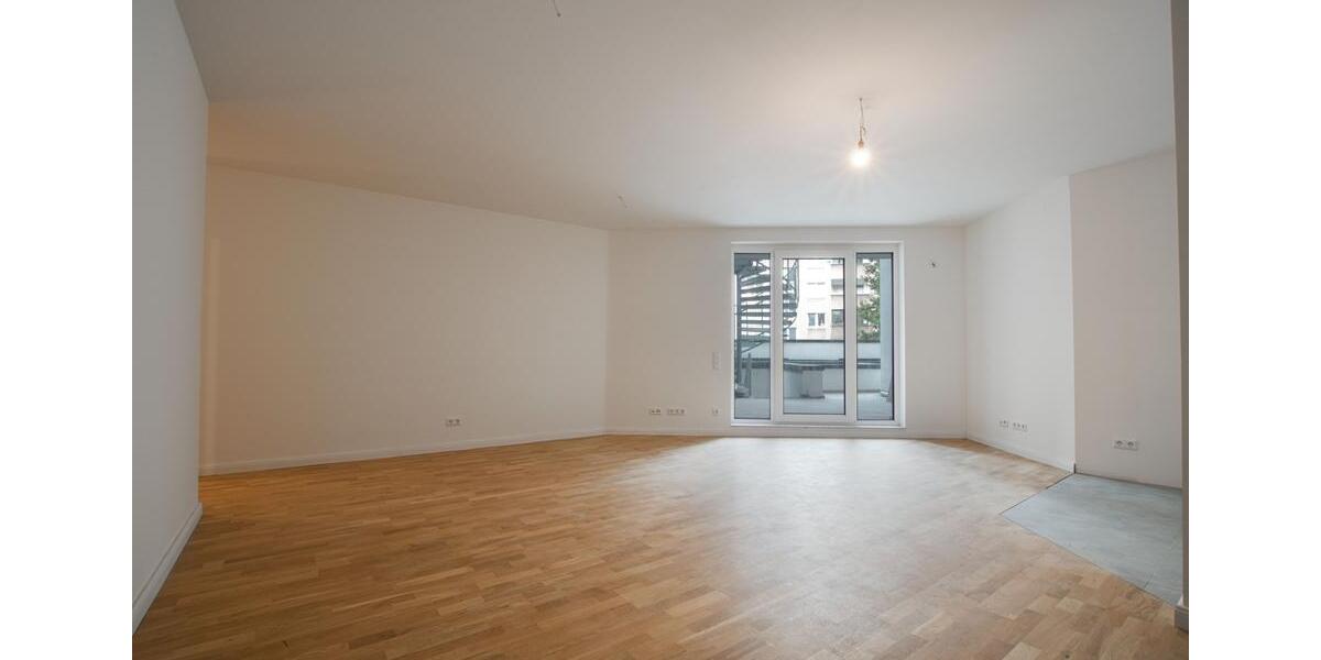 Etagenwohnung Düsseldorf Pempelfort - 3 Zimmer, 116 m&sup2;, 2.200&euro; | Angebot:23152003