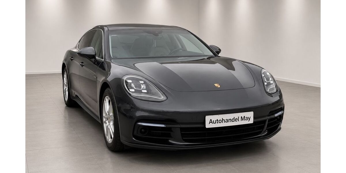 Porsche Panamera 216.000 km 41.950 &euro; Köln 50674