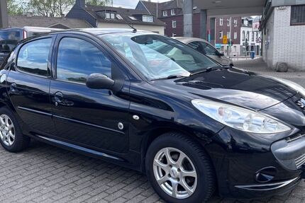Peugeot 206 147.000 km 2.999 &euro; Mülheim / Ruhr 45473