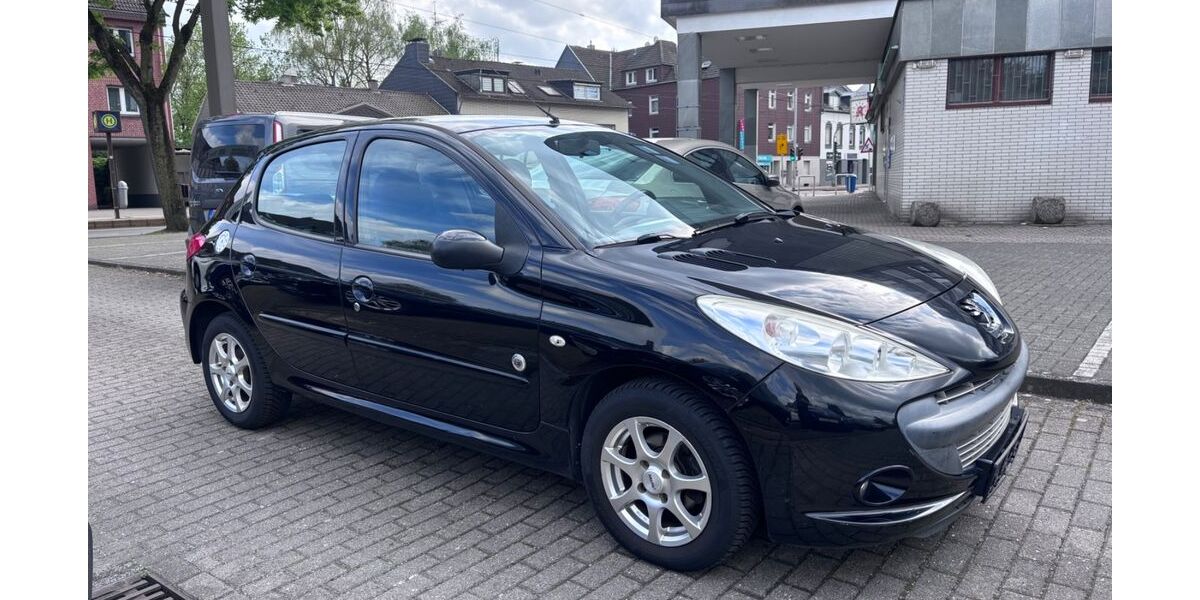Peugeot 206 147.000 km 2.999 &euro; Mülheim / Ruhr 45473