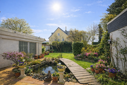 Haus Düsseldorf Lörick - 5 Zimmer, 155 m&sup2;, 1.200.000&euro; | Angebot:24553990