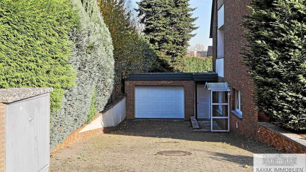 Mehrfamilienhaus, Wohnhaus Düsseldorf Wersten Wersten - 1 Zimmer, 242 m&sup2;, 1.149.000&euro; | Angebot:25660967