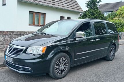 Lancia Voyager 181.469 km 6.450 &euro; köln 51107