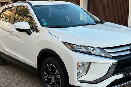 Mitsubishi Eclipse 66.000 km 14.940 &euro; Düsseldorf 40468