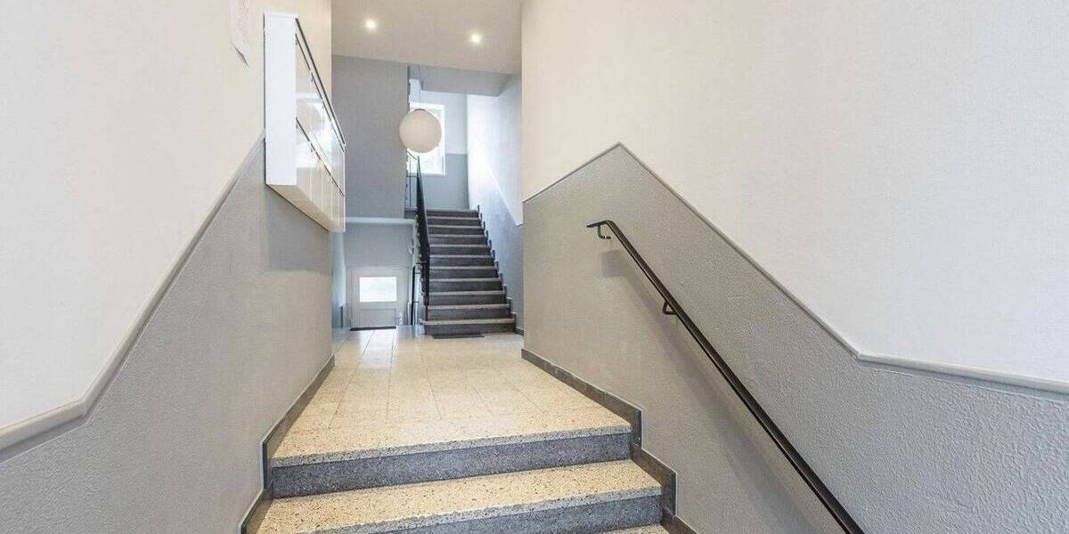 Etagenwohnung Düsseldorf Rath - 2 Zimmer, 55 m&sup2;, 238.500&euro; | Angebot:26835448
