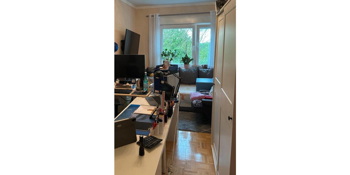 Etagenwohnung Remscheid Reinshagen - 4 Zimmer, 91 m&sup2;, 187.000&euro; | Angebot:26237090