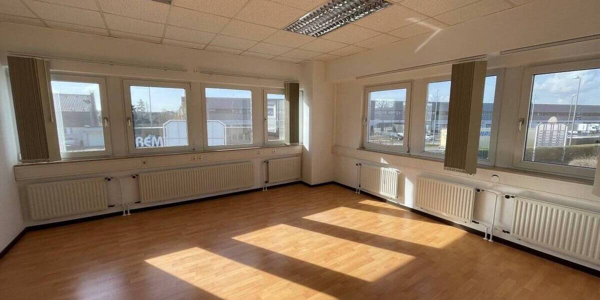 Gewerbeobjekt Langenfeld Richrath - 2.460&euro; | Angebot:25738722
