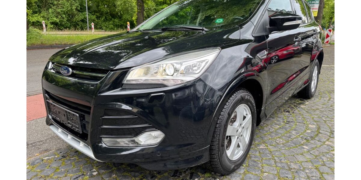 Ford Kuga 94.000 km 6.950 &euro; Köln 51107