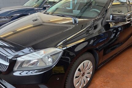 Mercedes-Benz A 180 87.000 km 14.950 &euro; Pulheim 50259
