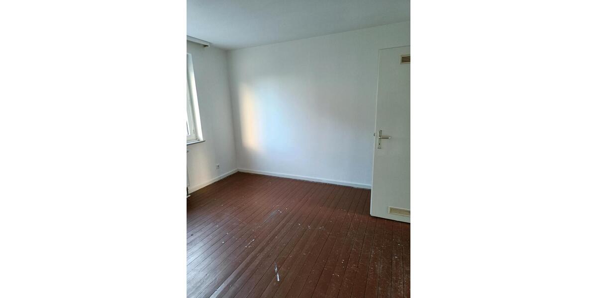 Erdgeschoßwohnung Solingen Mitte - 1 Zimmer, 45 m&sup2;, 570&euro; | Angebot:25343061