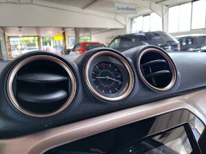 Suzuki Vitara 1.6 Limited 4x4 Pano Navi SHZ Kam 59.300 km 16.740 &euro; HAAN 42781