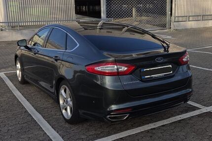 Ford Mondeo 256.000 km 8.100 &euro; Düsseldorf 40215