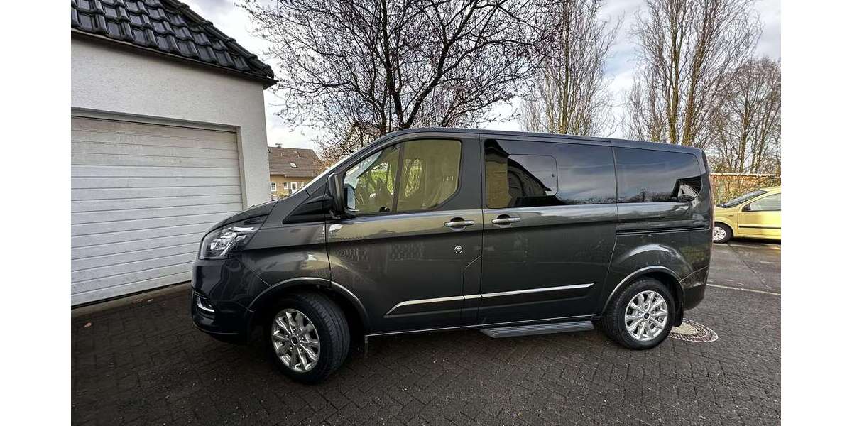 Ford Tourneo Custom 26.000 km 43.616 &euro; Wermelskirchen, Stadt 42929