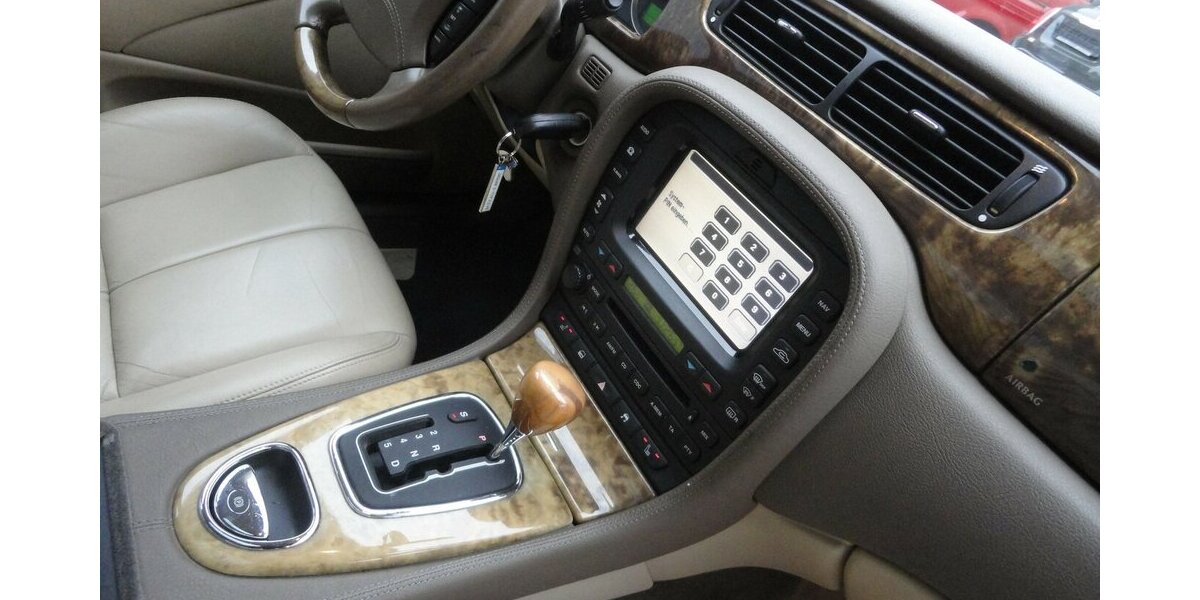 Jaguar S-Type 3.0 V6 Executive Autom Leder Navi Xenon 114.000 km 8.990 &euro; Neuss 41462