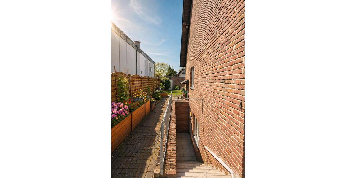 Doppelhaushälfte Grevenbroich - 5 Zimmer, 123 m&sup2;, 449.000&euro; | Angebot:26313036