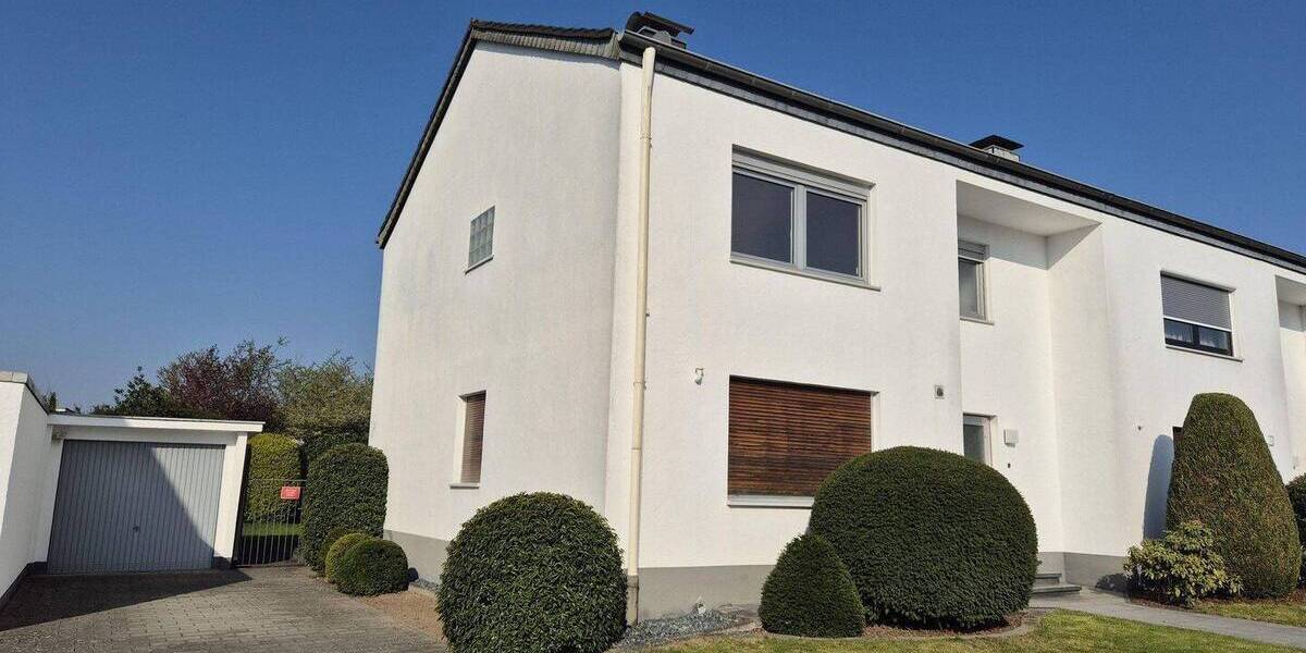 Doppelhaushälfte Kaarst Kaarst-Nord/West - 6 Zimmer, 162 m&sup2;, 2.100&euro; | Angebot:26151159