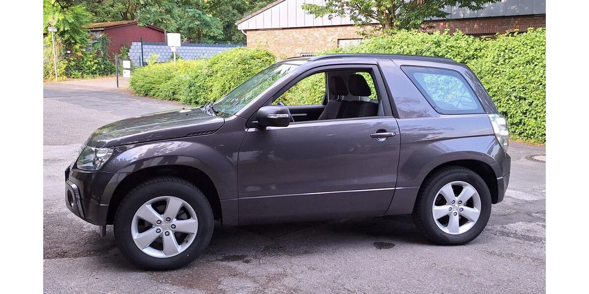 Suzuki Grand Vitara 112.000 km 8.900 &euro; Bergisch Gladbach 51465