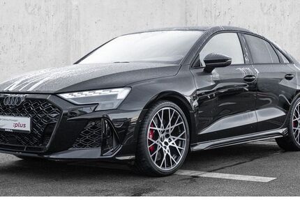 Audi RS3 18.870 km 63.840 &euro; Düsseldorf 40549