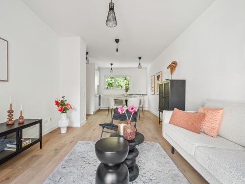 Erdgeschoßwohnung Düsseldorf Stadtbezirk 3 - 4 Zimmer, 109 m&sup2;, 1.950&euro; | Angebot:24625217