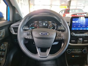 Ford Puma Titanium Parkass. Winterräder AHK uvm 29.044 km 14.690 &euro; HAAN 42781