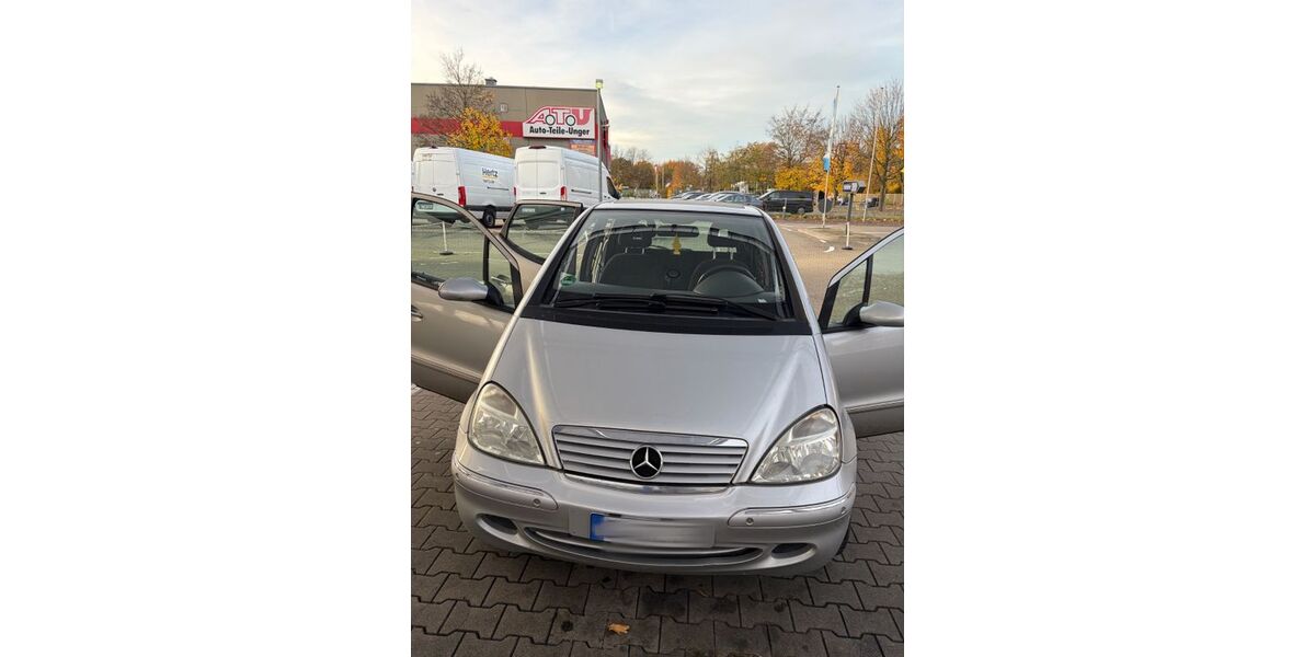 Mercedes-Benz A 140 144.000 km 1.550 &euro; Düsseldorf 40472
