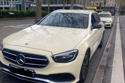 Mercedes-Benz E 220 220.000 km 20.000 &euro; Köln 51109