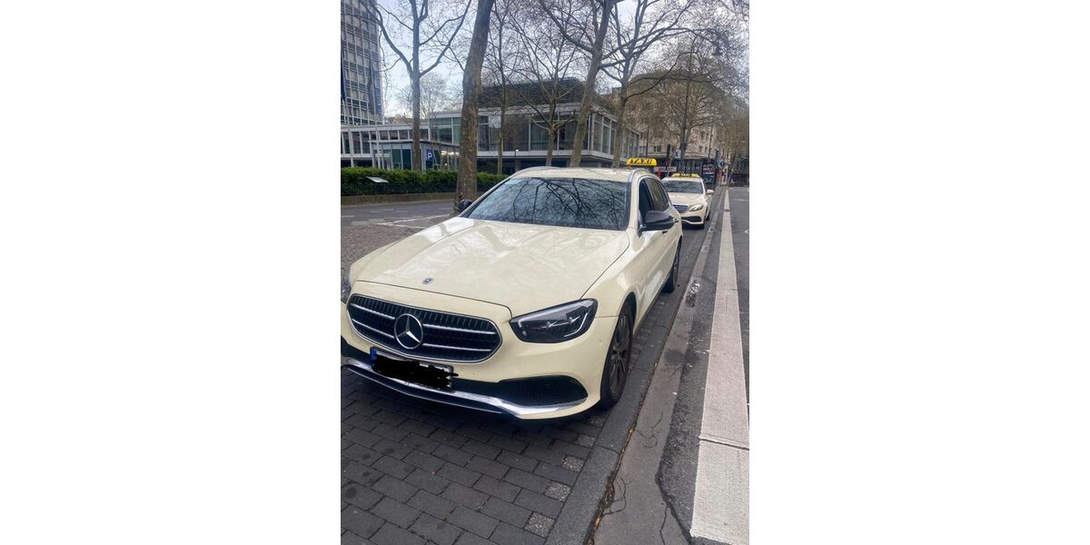 Mercedes-Benz E 220 220.000 km 20.000 &euro; Köln 51109