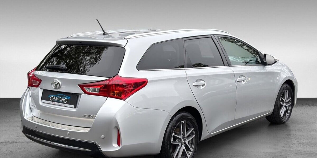 Toyota Auris Edition Klima Navi Kamera 132.068 km 8.800 &euro; Wuppertal 42327