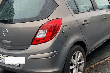 Opel Corsa 53.138 km 7.700 &euro; Solingen 42657