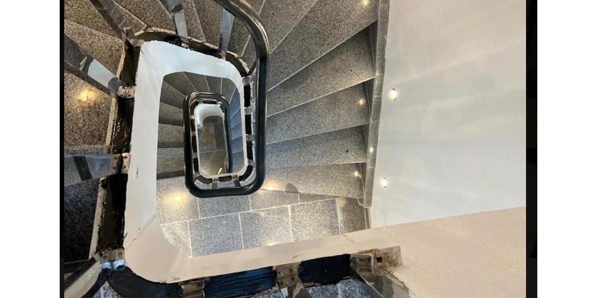 Dachgeschoßwohnung Düsseldorf Stadtbezirk 5 - 3 Zimmer, 85 m&sup2;, 1.450&euro; | Angebot:25427401