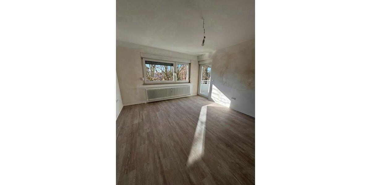 Etagenwohnung Grevenbroich Neuenhausen - 3 Zimmer, 66 m&sup2;, 594&euro; | Angebot:26290020