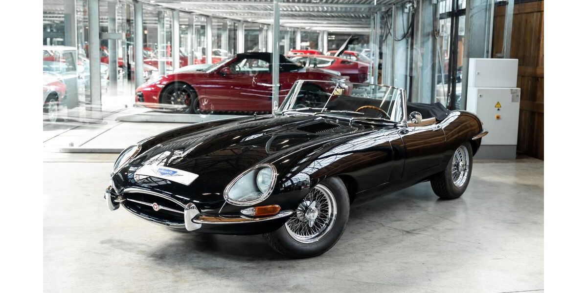 Jaguar E-Type 38.226 km 179.890 &euro; Düsseldorf 40591