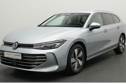 VW Passat 22.171 km 33.380 &euro; Leverkusen 51379