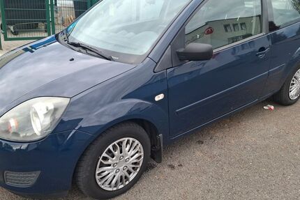 Ford Fiesta 139.000 km 1.500 &euro; wuppertal 42277