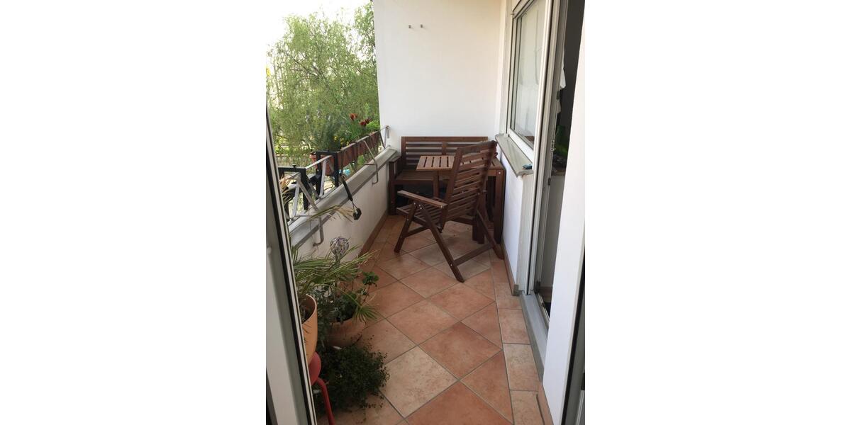 Etagenwohnung Düsseldorf Lörick - 3 Zimmer, 63 m&sup2;, 320.000&euro; | Angebot:26285750