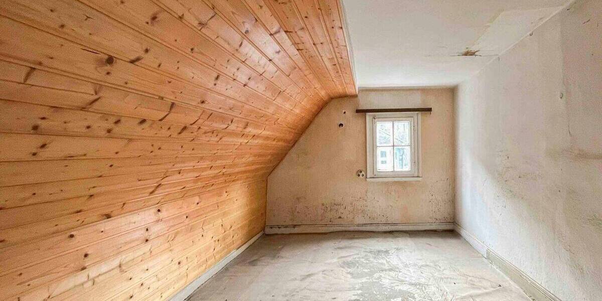 Einfamilienhaus Solingen Gräfrath - 6 Zimmer, 108 m&sup2;, 160.000&euro; | Angebot:26080887