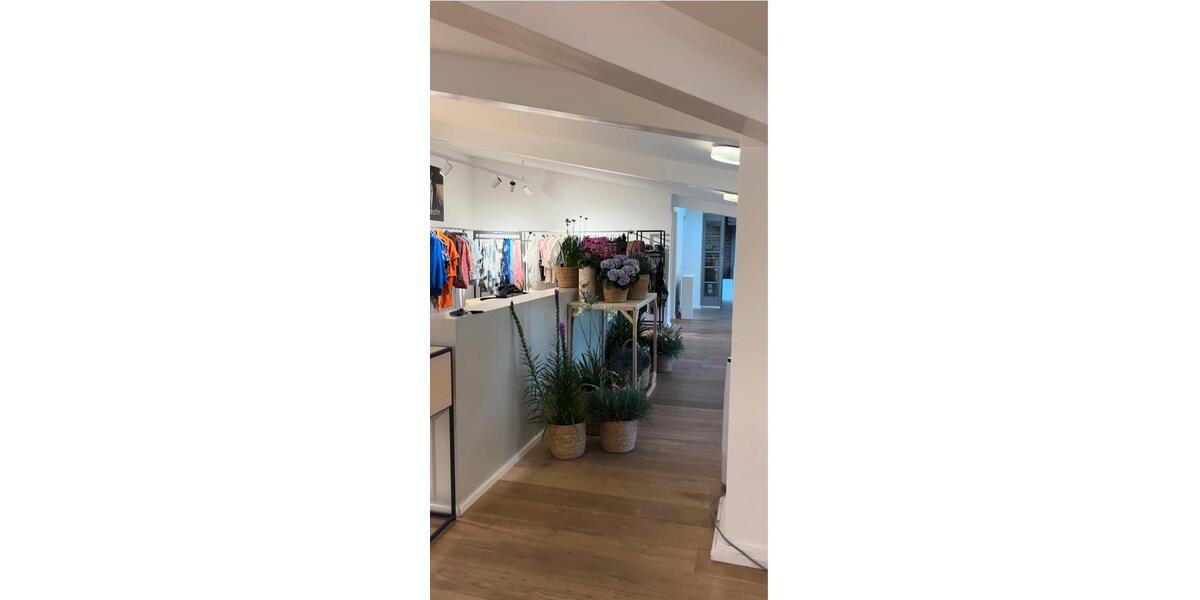 Gewerbeobjekt Düsseldorf Stadtbezirk 5 - 4.272&euro; | Angebot:25818280