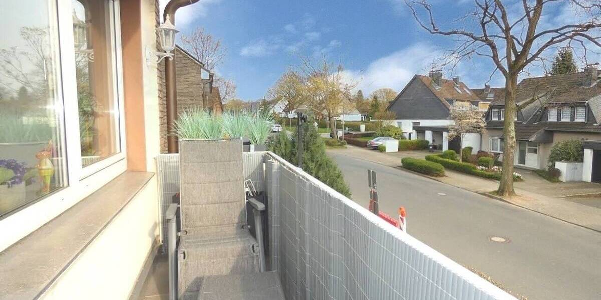 Etagenwohnung Ratingen Lintorf - 3 Zimmer, 94 m&sup2;, 296.000&euro; | Angebot:26108271