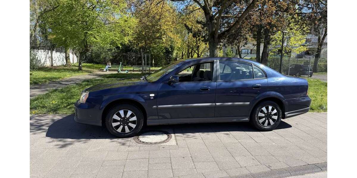 Chevrolet Evanda 110.000 km 1.999 &euro; Köln 51103
