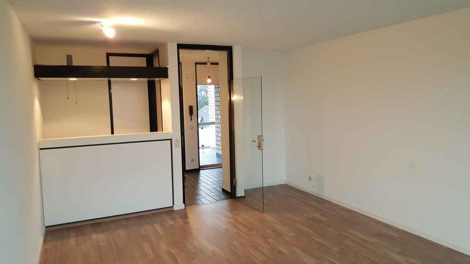 Etagenwohnung Solingen Mitte - 1 Zimmer, 35 m&sup2;, 364&euro; | Angebot:24786738